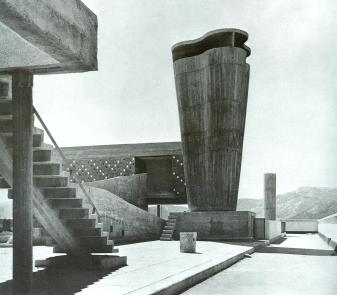 Le_Corbusier_Unite_dHabitation_Marseille_1945-52_Dakterras